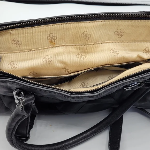 GUESS Purse Bundle - Picture 10 of 16